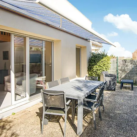 Semesterbostad 3 Bedroom Gorgeous Home In Royan *